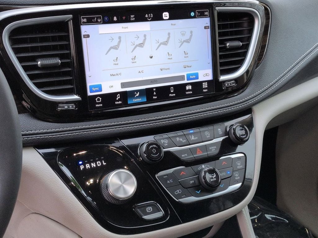 2022 Chrysler Pacifica Limited AWD