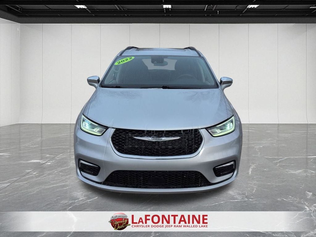2022 Chrysler Pacifica Limited AWD