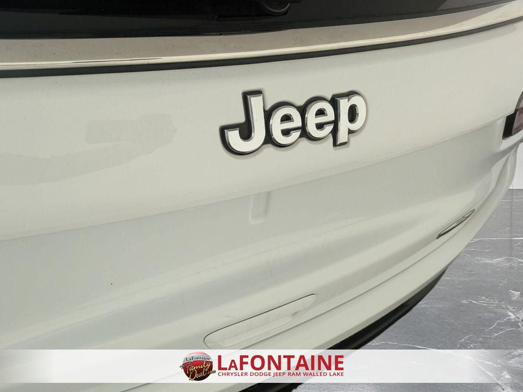 2024 Jeep Compass Latitude Lux FWD