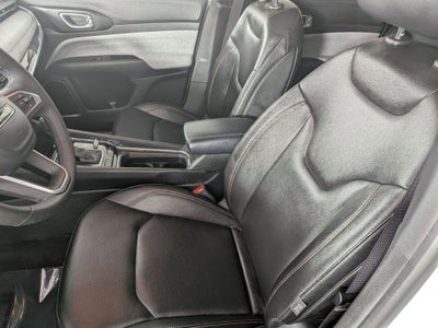 2024 Jeep Compass Latitude Lux FWD