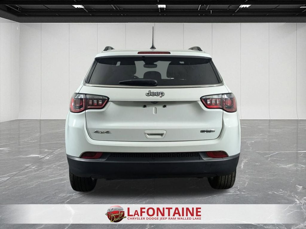 2024 Jeep Compass Latitude Lux FWD