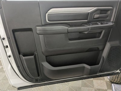2024 RAM 3500 Tradesman Regular Cab 4x4 8' Box