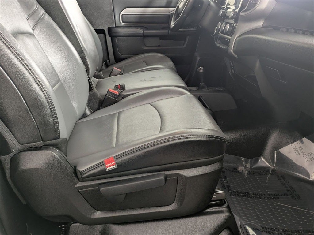 2024 RAM 3500 Tradesman Regular Cab 4x4 8' Box