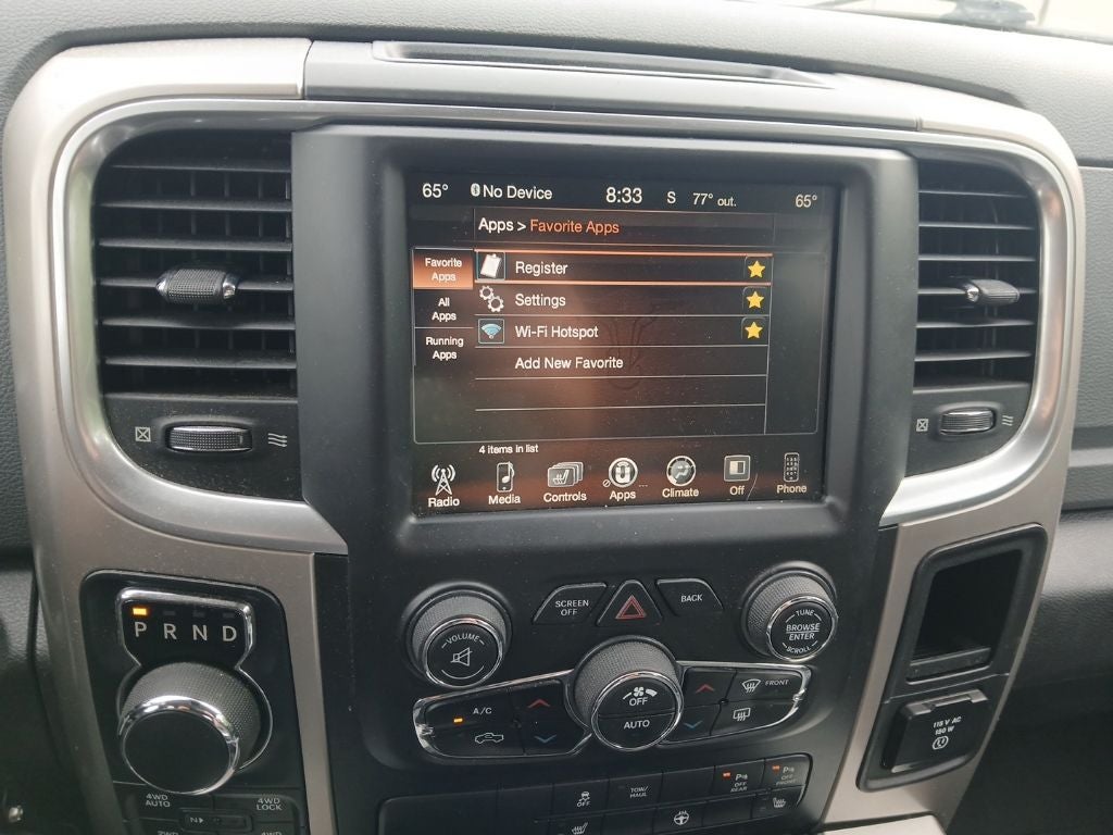 2017 RAM 1500 Big Horn Crew Cab 4x4 5'7' Box