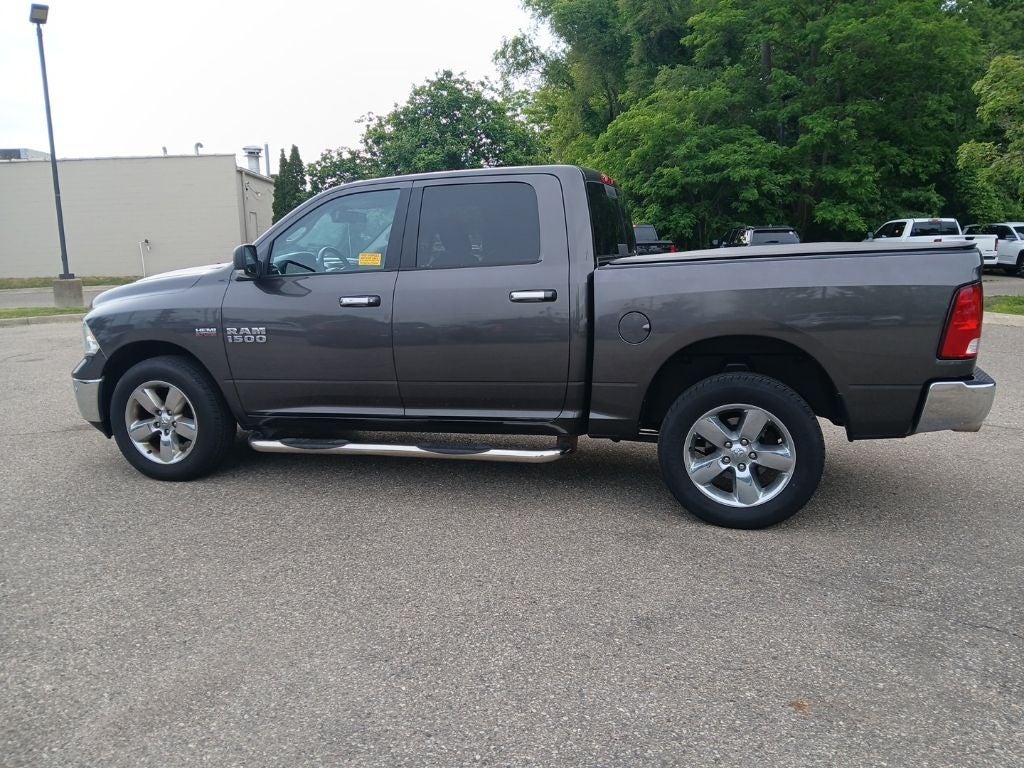 2017 RAM 1500 Big Horn Crew Cab 4x4 5'7' Box