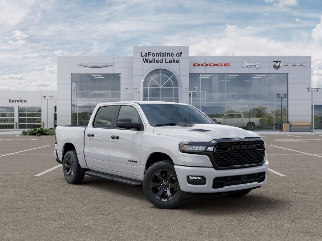 2026 RAM Ram 1500 RAM 1500 EXPRESS CREW CAB 4X4 5'7' BOX