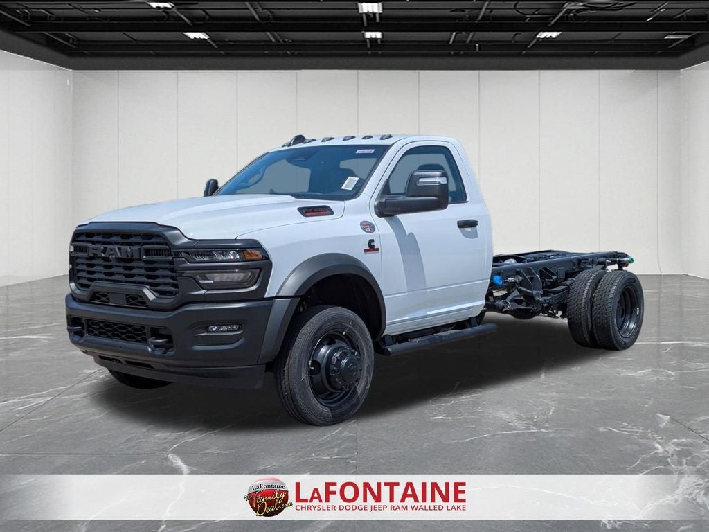 2026 RAM Ram 5500 Chassis Cab RAM 5500 TRADESMAN CHASSIS REGULAR CAB 4X4 84' CA