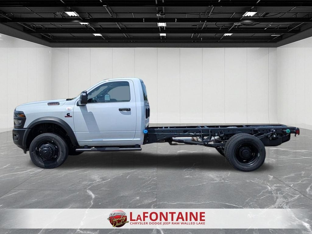 2026 RAM Ram 5500 Chassis Cab RAM 5500 TRADESMAN CHASSIS REGULAR CAB 4X4 84' CA