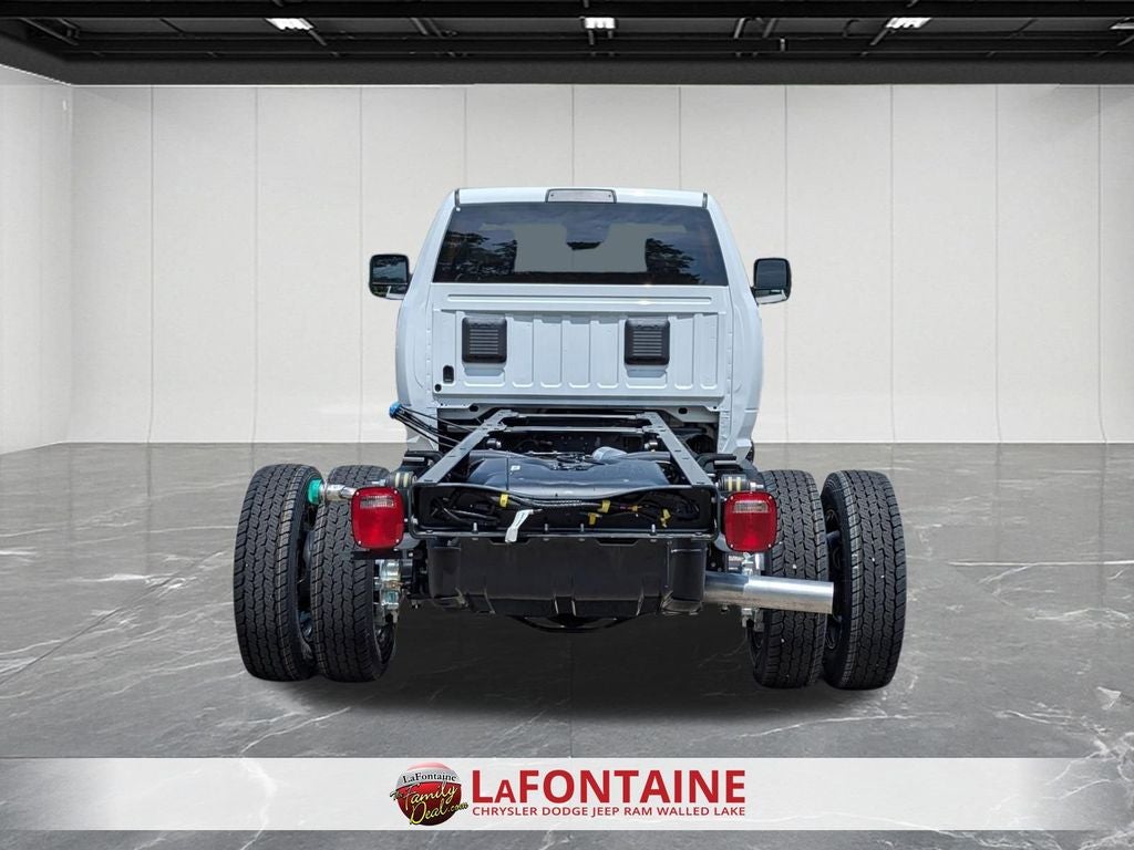 2026 RAM Ram 5500 Chassis Cab RAM 5500 TRADESMAN CHASSIS REGULAR CAB 4X4 84' CA