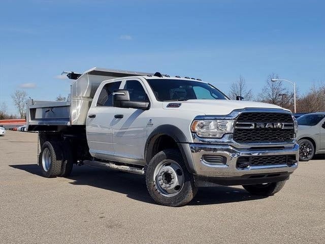 2023 RAM 5500 Chassis Cab TRADESMAN CHASSIS CREW CAB 4X4 60&#39; CA