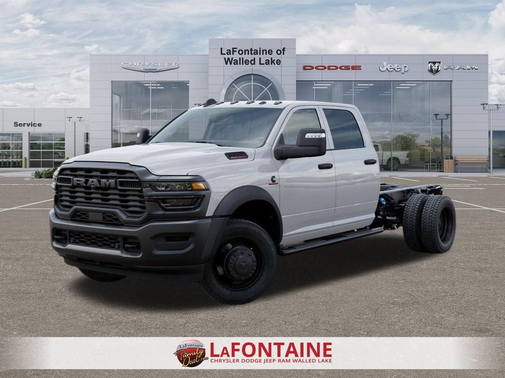 2026 RAM 5500 Chassis RAM 5500 TRADESMAN CHASSIS CREW CAB 4X4 60' CA