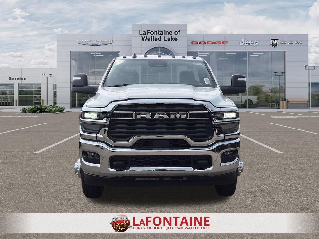 2026 RAM 3500 Chassis RAM 3500 TRADESMAN CHASSIS REGULAR CAB 4X4 60' CA