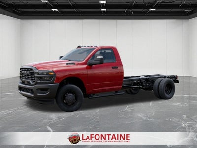 2026 RAM Ram 3500 Chassis Cab RAM 3500 TRADESMAN CHASSIS REGULAR CAB 4X4 84' CA