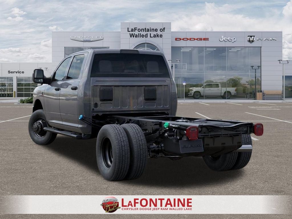 2026 RAM 3500 Chassis RAM 3500 TRADESMAN CREW CAB CHASSIS 4X4 60' CA