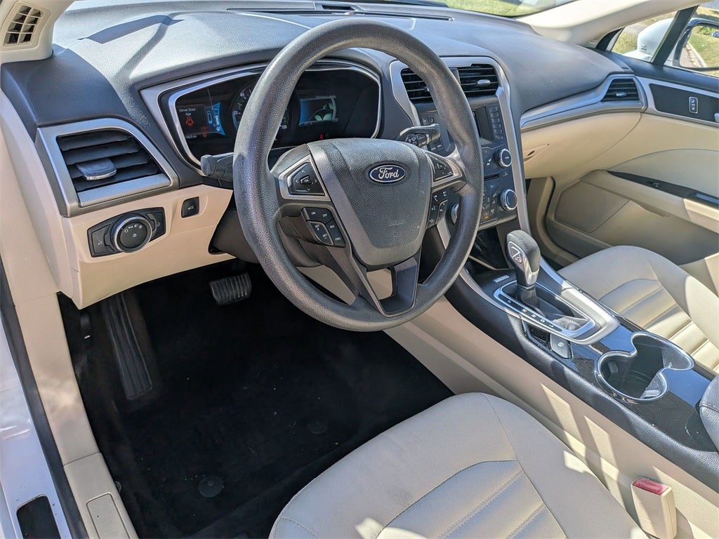 2014 Ford Fusion Hybrid SE