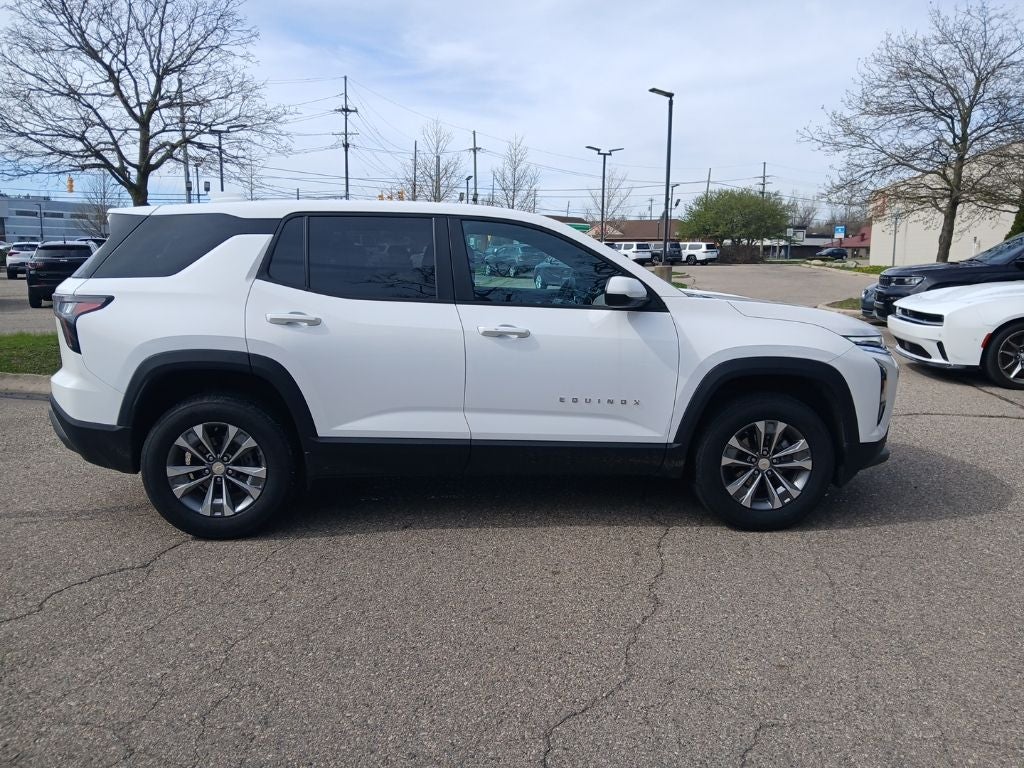 2025 Chevrolet Equinox FWD LT