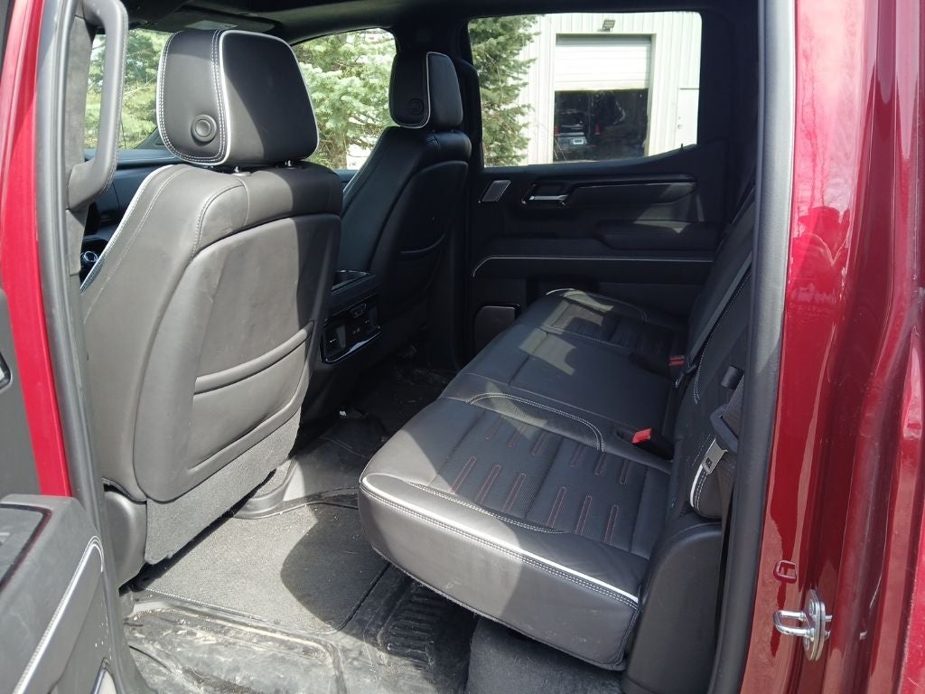 2024 GMC Sierra 1500 4WD Crew Cab Short Box AT4X