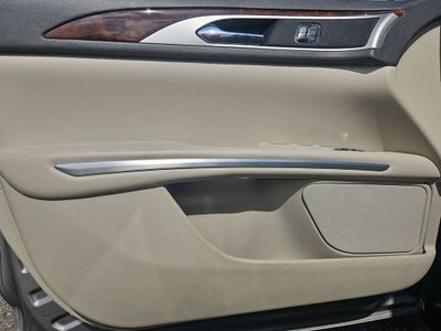2016 Lincoln MKZ Base
