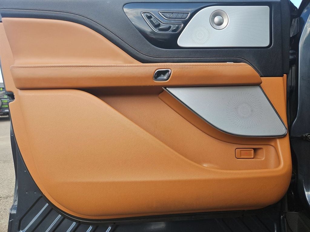 2021 Lincoln Aviator Black Label
