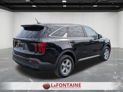 2023 Kia Sorento LX