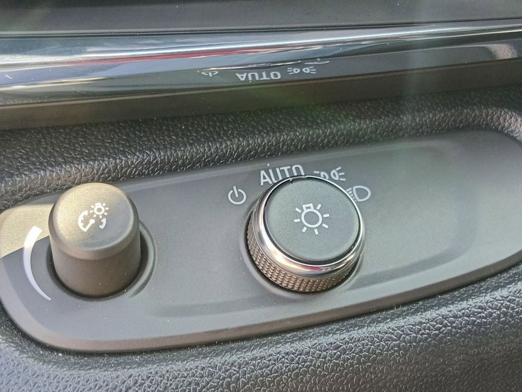 2025 Buick Envista Preferred FWD