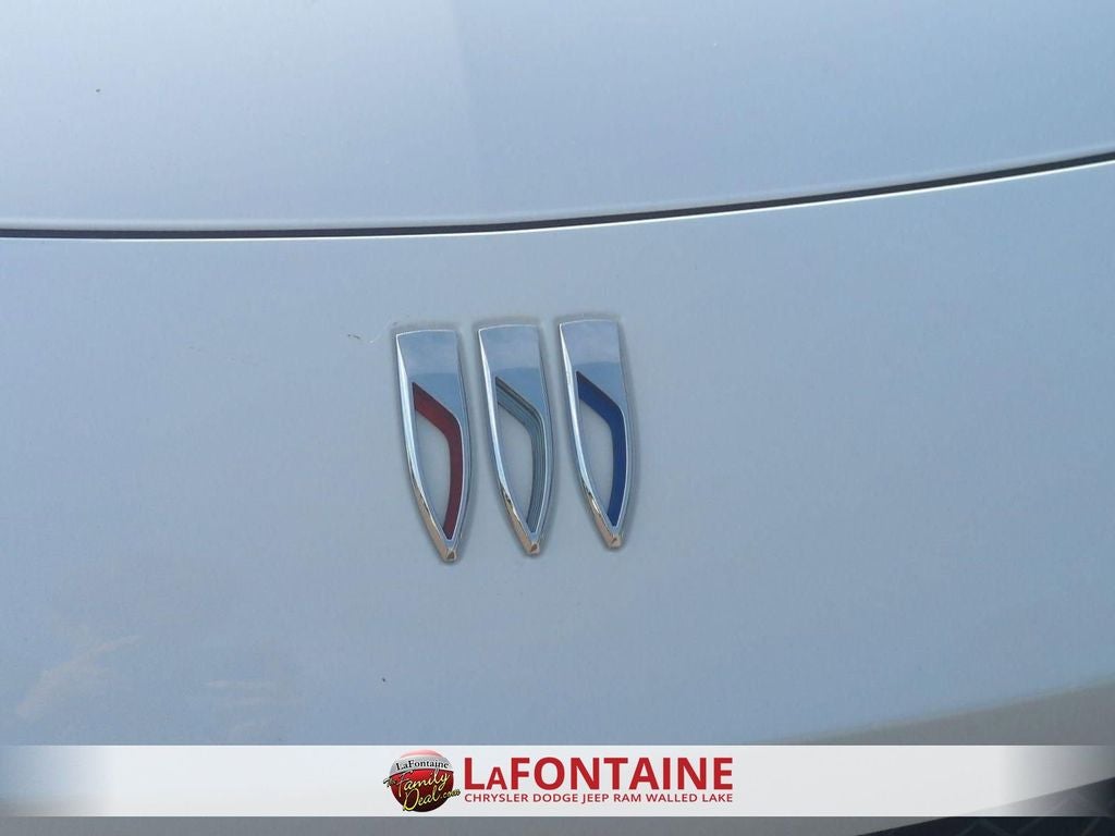 2025 Buick Envista Sport Touring FWD