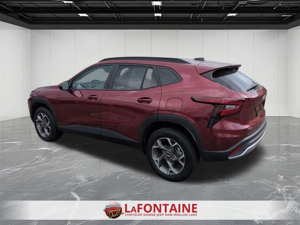 2025 Chevrolet Trax FWD LT