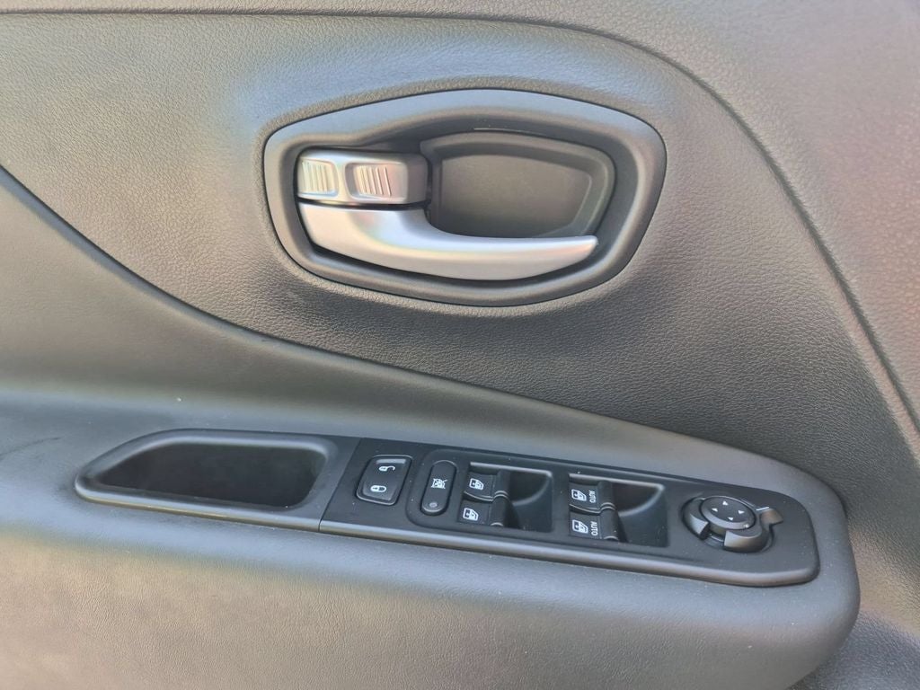 2023 Jeep Renegade Altitude