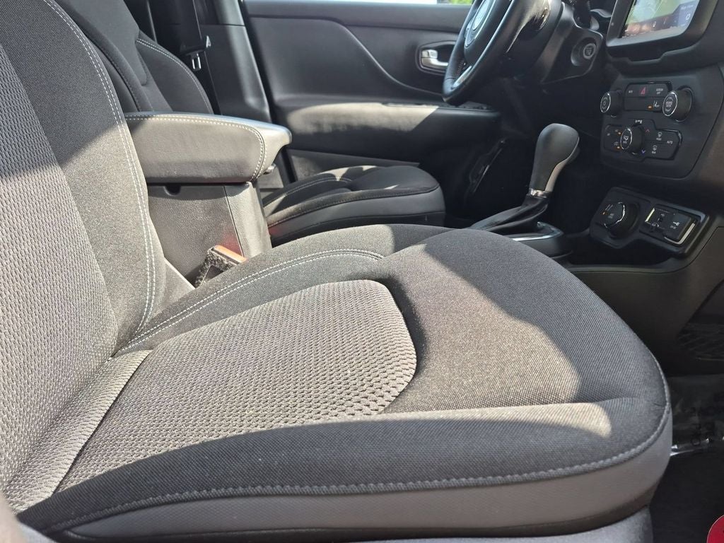 2023 Jeep Renegade Altitude