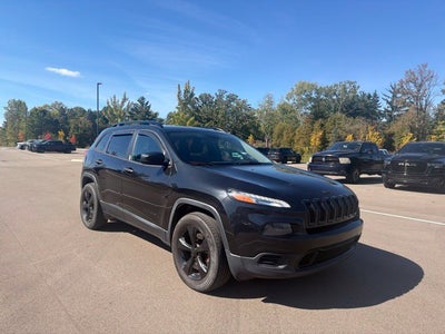2016 Jeep Cherokee Sport