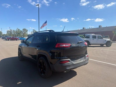 2016 Jeep Cherokee Sport