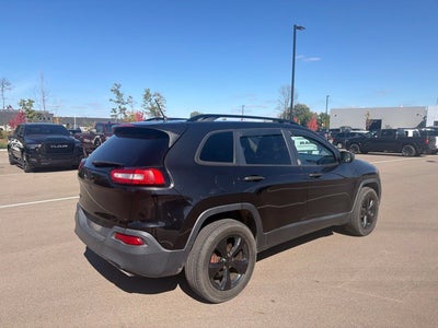 2016 Jeep Cherokee Sport