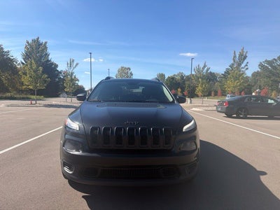 2016 Jeep Cherokee Sport