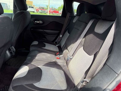 2016 Jeep Cherokee Altitude