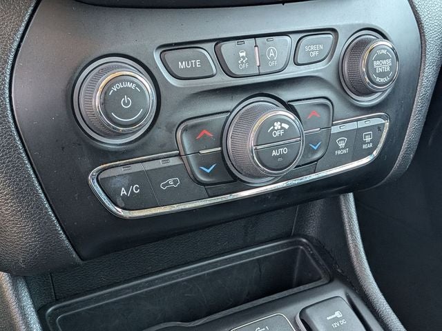 2023 Jeep Cherokee Altitude