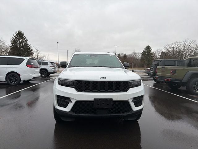 2025 Jeep Grand Cherokee Altitude