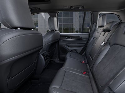 2026 Jeep Grand Cherokee Laredo