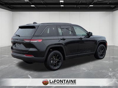 2026 Jeep Grand Cherokee Laredo