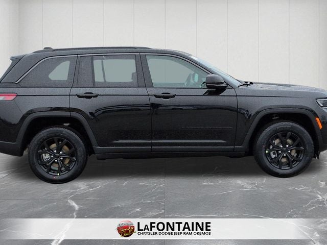 2026 Jeep Grand Cherokee Laredo