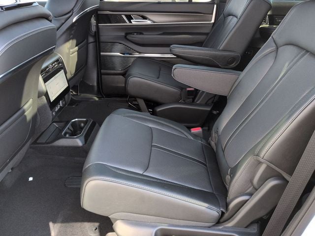 2026 Jeep Grand Wagoneer L Summit Obsidian