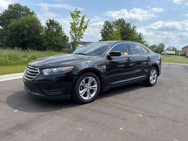 2018 Ford Taurus SEL FWD's photo