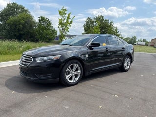 2018 Ford Taurus SEL