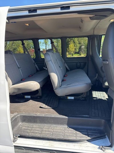 2025 Chevrolet Express 3500 15 Passenger LT Passenger
