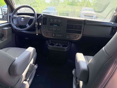 2025 Chevrolet Express 3500 15 Passenger LT Passenger