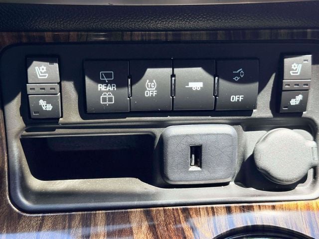 2016 GMC Acadia Denali