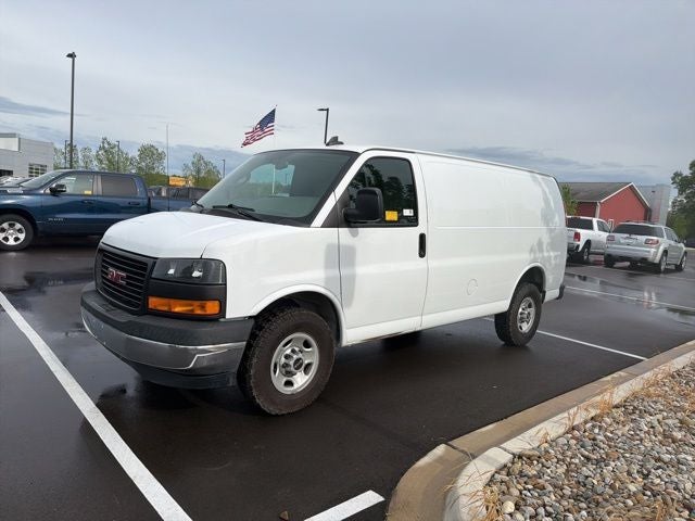 2020 GMC Savana 3500's photo
