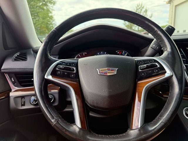 2019 Cadillac Escalade Luxury