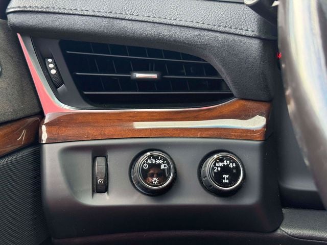 2019 Cadillac Escalade Luxury