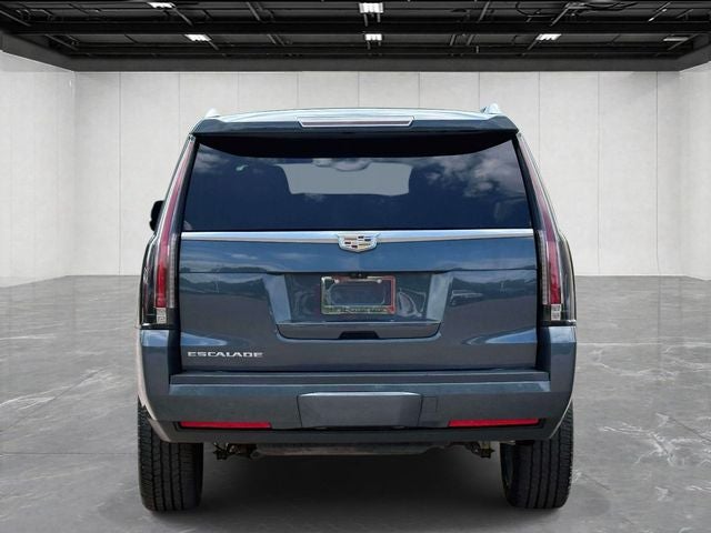 2019 Cadillac Escalade Luxury