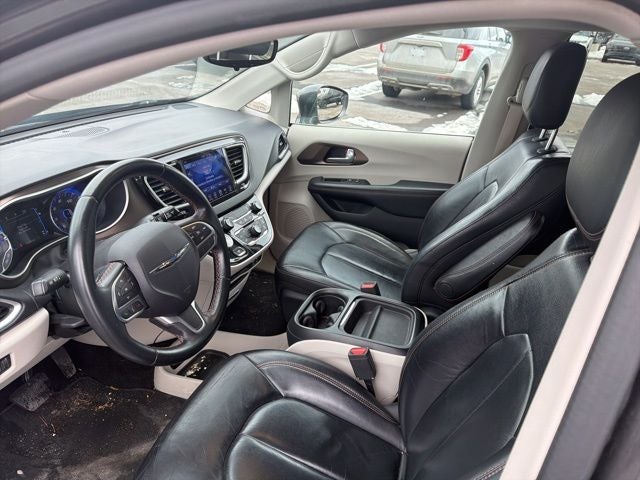 2017 Chrysler Pacifica Touring L